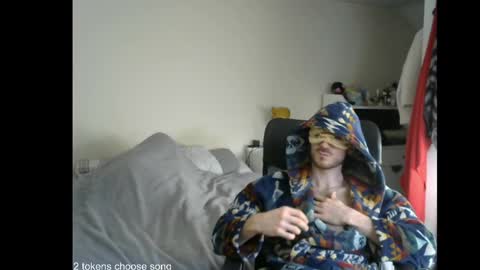 Snapshot of cutepatoots chatting on 12.22.24 El online show from 12.22.24