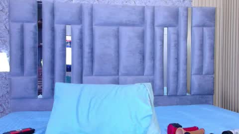 cutepetitee online show from 12.18.25