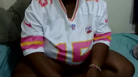 Snapshot of cutermilly chatting on 10.25.25 cutermilly online show from 10.25.25