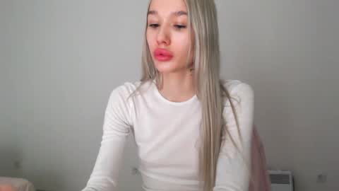 Snapshot of cuteshawty420 chatting on 02.08.25 cuteshawty420 online show from 02.08.25