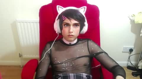 cutest_princess online show from 10.02.25