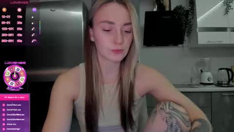 Snapshot of cutestdemon chatting on 02.23.26 Im saving up to fix my favorite car online show from 02.23.26