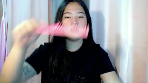 Snapshot of cutestgurl_ chatting on 02.08.26 cute online show from 02.08.26