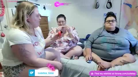 Snapshot of cutetea_time chatting on 01.13.25 Cutetea online show from 01.13.25