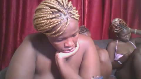 cutey_mellanin online show from 02.03.25