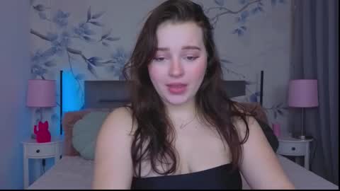 Nika  online show from 12.20.25