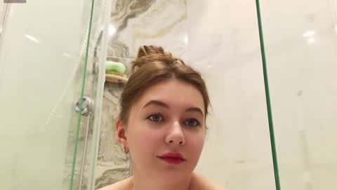 Snapshot of cutie_ash chatting on 09.14.25 Ashley online show from 09.14.25