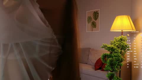 Snapshot of cutie_ash chatting on 09.26.25 Ashley online show from 09.26.25