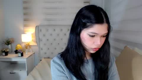 Snapshot of cutie_chinnie chatting on 06.17.26 cutie_chinnie online show from 06.17.26