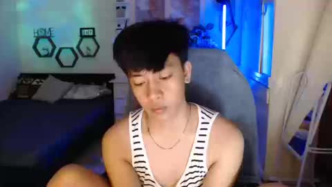 Neil Taylor online show from 12.17.25