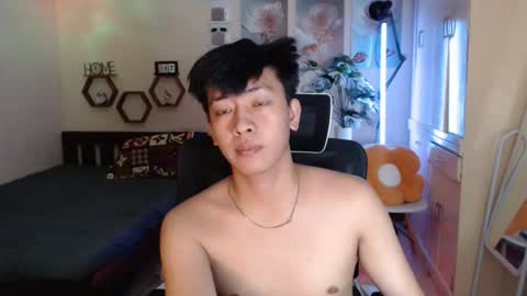 Neil Taylor online show from 12.18.25