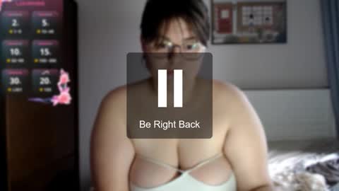 Snapshot of cutie_florence chatting on 10.01.25 Sophie Lilith online show from 10.01.25