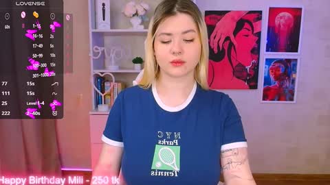 Snapshot of cutie_mili chatting on 01.27.25 mili online show from 01.27.25