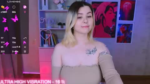 Snapshot of cutie_mili chatting on 02.27.25 mili online show from 02.27.25