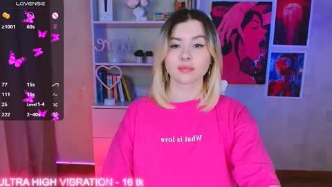 Snapshot of cutie_mili chatting on 03.07.25 mili online show from 03.07.25