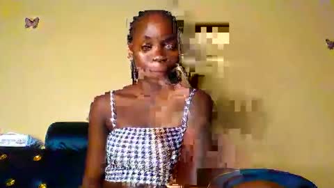 Snapshot of cutie_plush chatting on 04.04.26 cutieplush online show from 04.04.26