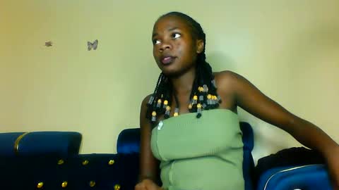 Snapshot of cutie_plush chatting on 04.13.26 cutieplush online show from 04.13.26