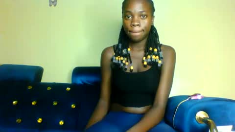 Snapshot of cutie_plush chatting on 04.20.26 cutieplush online show from 04.20.26