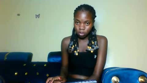 Snapshot of cutie_plush chatting on 04.25.26 cutieplush online show from 04.25.26