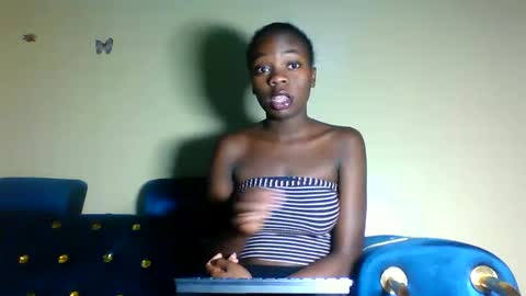 Snapshot of cutie_plush chatting on 05.01.26 cutieplush online show from 05.01.26