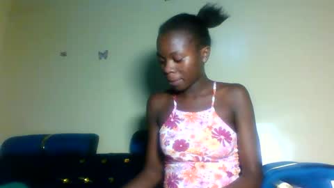 Snapshot of cutie_plush chatting on 05.06.26 cutieplush online show from 05.06.26