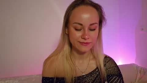 cutie_xoxo_ online show from 06.18.26