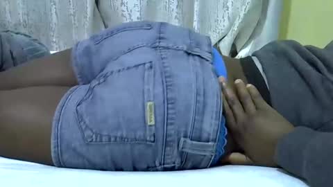 cutiehanish4 online show from 11.22.25