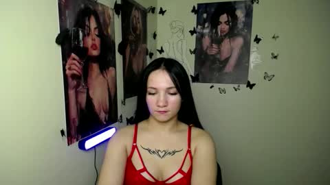 Snapshot of cutielady_ chatting on 10.22.25 Emma online show from 10.22.25