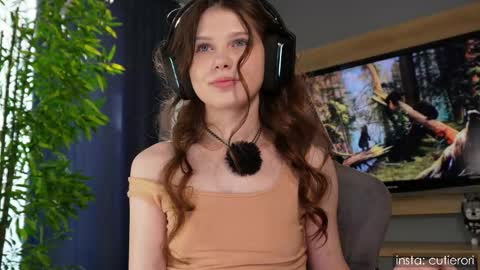 Rori  Instagram cutierori  online show from 03.02.26