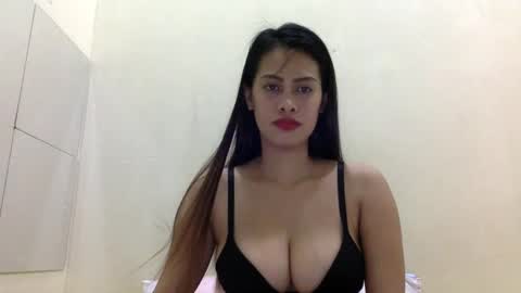 Snapshot of cutietrina chatting on 01.07.25 CutieTrina online show from 01.07.25