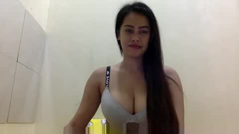 Snapshot of cutietrina chatting on 01.27.25 CutieTrina online show from 01.27.25
