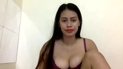 Snapshot of cutietrina chatting on 02.18.25 CutieTrina online show from 02.18.25