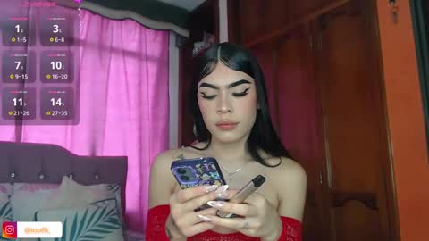 Snapshot of cuttebabe_ chatting on 01.07.25 Sophia online show from 01.07.25