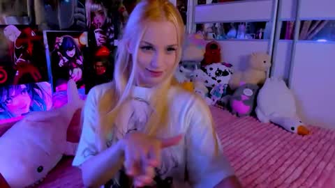 Nora online show from 09.13.25