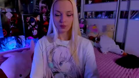Snapshot of cuttie_ponyy chatting on 07.31.26 Nora online show from 07.31.26