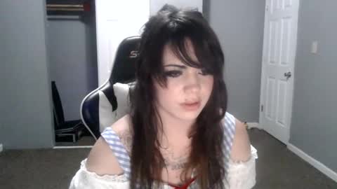 Snapshot of cvntandcandi chatting on 02.05.25 Cvnt And Candi online show from 02.05.25