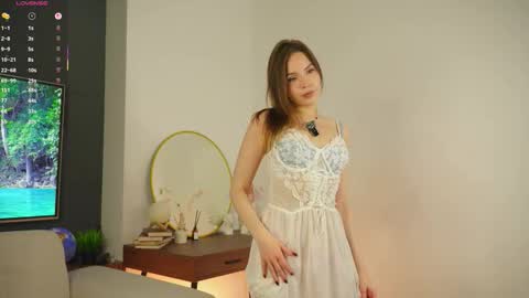 Cwen online show from 10.17.25