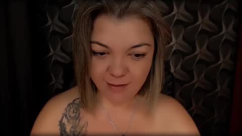 Snapshot of cyberdomme chatting on 12.26.24 Full time mean bitch. online show from 12.26.24