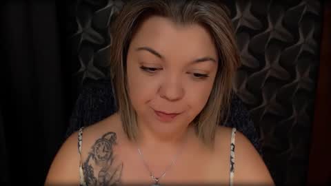 Snapshot of cyberdomme chatting on 01.07.25 Full time mean bitch. online show from 01.07.25