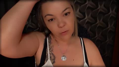 Snapshot of cyberdomme chatting on 01.25.25 Full time mean bitch. online show from 01.25.25