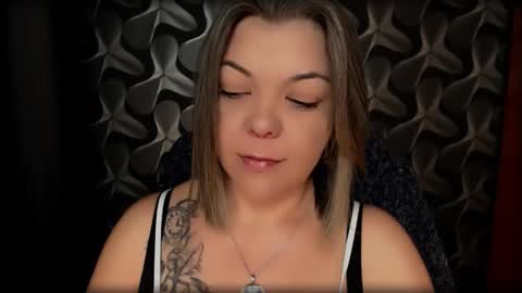 Snapshot of cyberdomme chatting on 02.03.25 Full time mean bitch. online show from 02.03.25