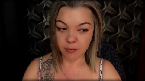 Snapshot of cyberdomme chatting on 03.03.25 Full time mean bitch. online show from 03.03.25