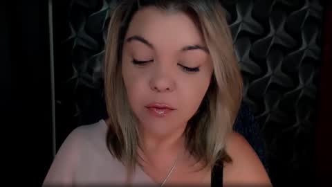 Snapshot of cyberdomme chatting on 09.26.25 Full time mean bitch. online show from 09.26.25