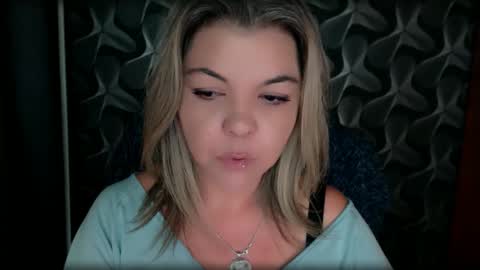 Snapshot of cyberdomme chatting on 10.10.25 Full time mean bitch. online show from 10.10.25