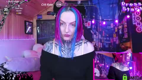 Snapshot of cybernekko chatting on 03.08.25 Neko online show from 03.08.25