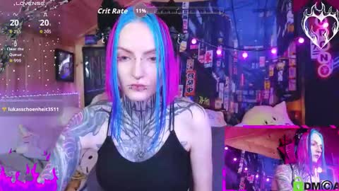 Snapshot of cybernekko chatting on 11.08.25 Neko online show from 11.08.25