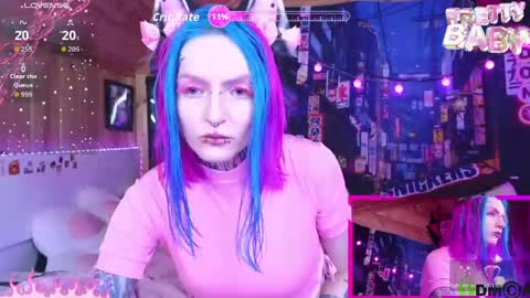 Snapshot of cybernekko chatting on 04.25.26 Neko online show from 04.25.26