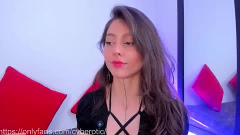 Snapshot of cyberotic_666 chatting on 12.17.25 Sophia - Independent model online show from 12.17.25