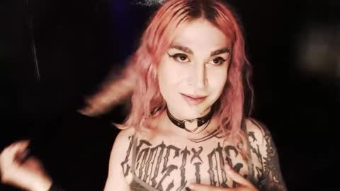 Nikki online show from 12.17.25