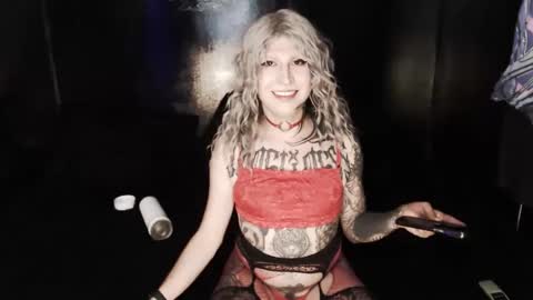 Nikki online show from 04.22.26